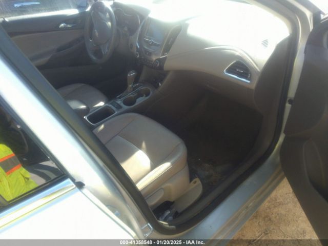 1G1BF5SM8H7101657 Chevrolet Cruze Premier Auto