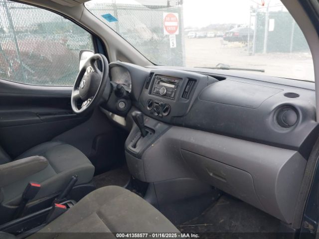 3N6CM0KN8GK698576 Nissan Nv200 S