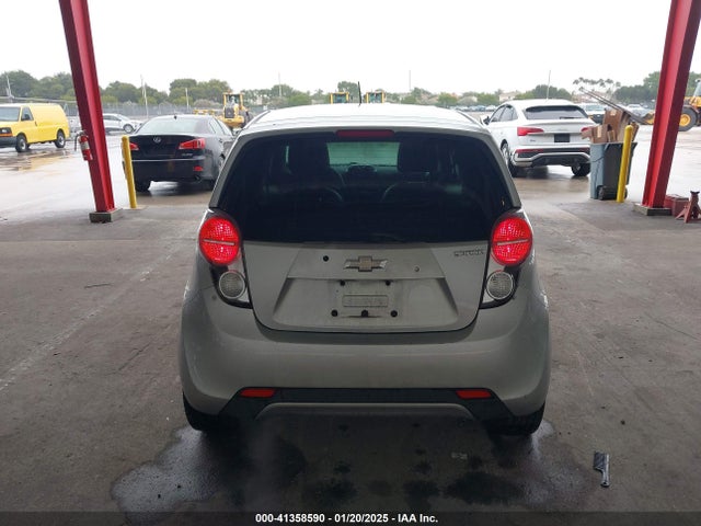 Chevrolet Spark 1lt Cvt 2015 KL8CD6S92FC809824 Image 16