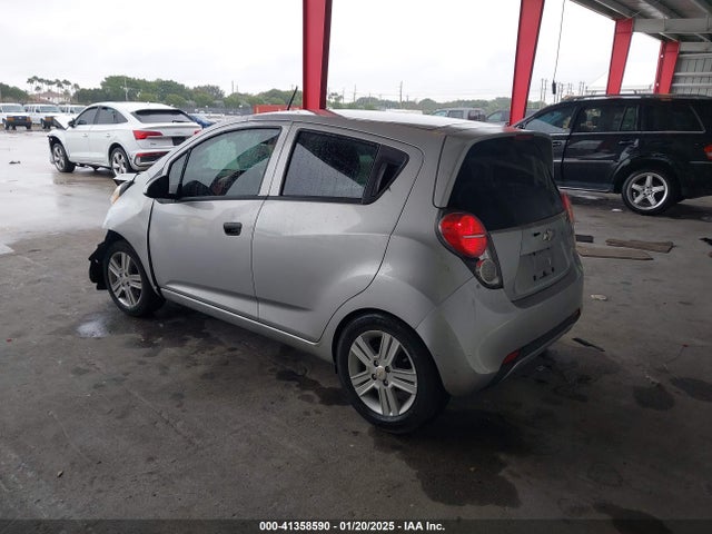 Chevrolet Spark 1lt Cvt 2015 KL8CD6S92FC809824 Image 3