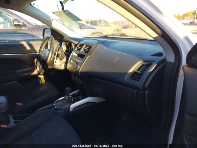 2013 MITSUBISHI OUTLANDER SPORT 4A4AP3AUXDE022477 Photo 4