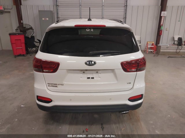 KIA Sorento 3.3l S 2019 5XYPG4A57KG601463 Image 17