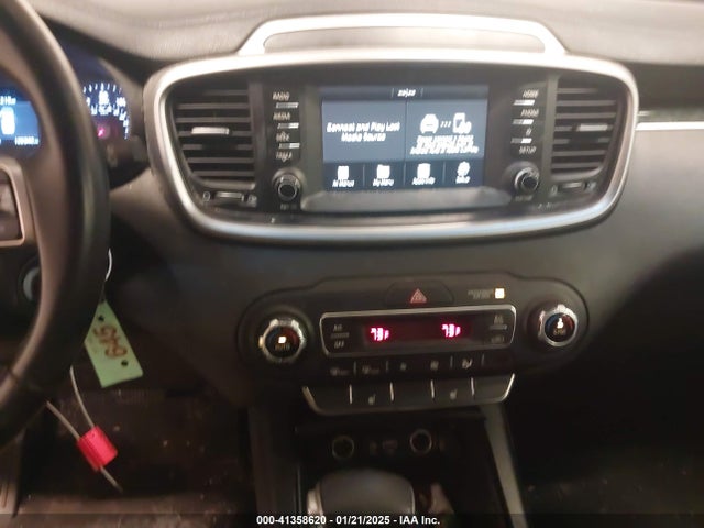 KIA Sorento 3.3l S 2019 5XYPG4A57KG601463 Image 21