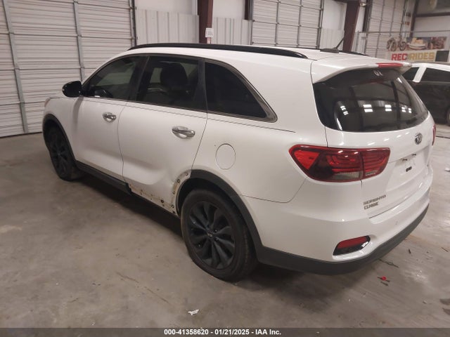 KIA Sorento 3.3l S 2019 5XYPG4A57KG601463 Image 3