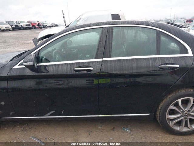 55SWF4KB4HU220607 Mercedes-Benz C 300 4matic/luxury 4matic/sport 4matic