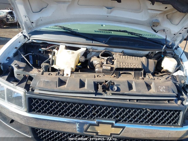 1GAZGPFG5G1288255 Chevrolet Express 3500 Lt