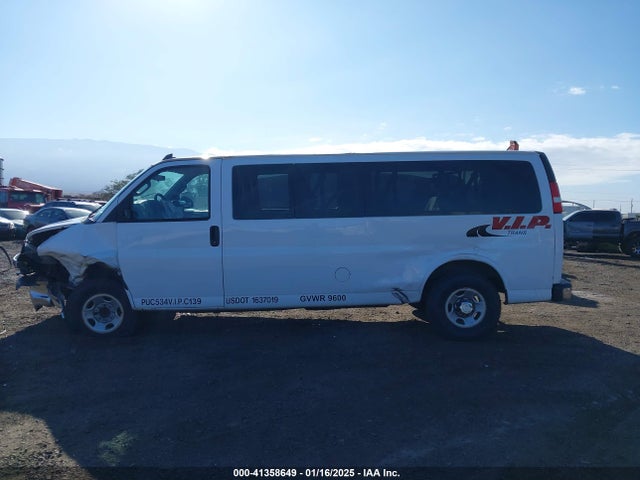1GAZGPFG5G1288255 Chevrolet Express 3500 Lt