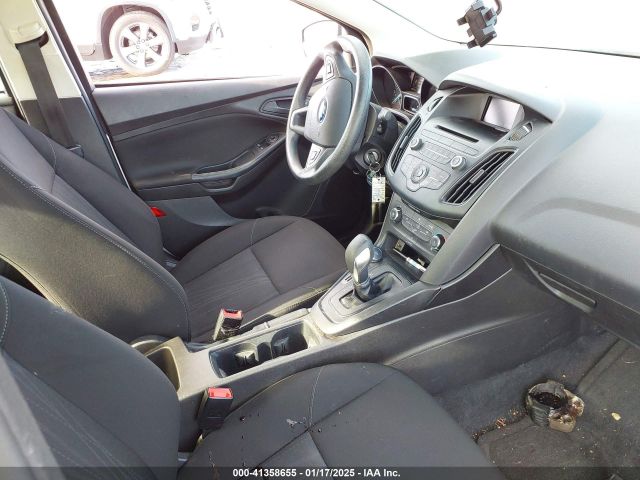 1FADP3E22GL264490 Ford FOCUS S