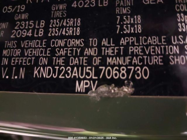 KNDJ23AU5L7068730 KIA Soul X-line