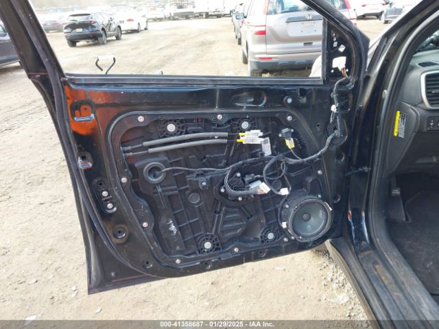 KNDP63AC2L7773474 KIA SPORTAGE S