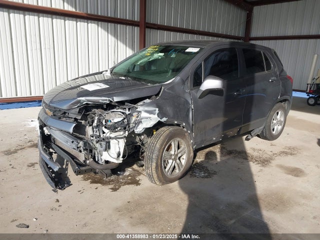 3GNCJKSB7LL286075 Chevrolet Trax Fwd Ls