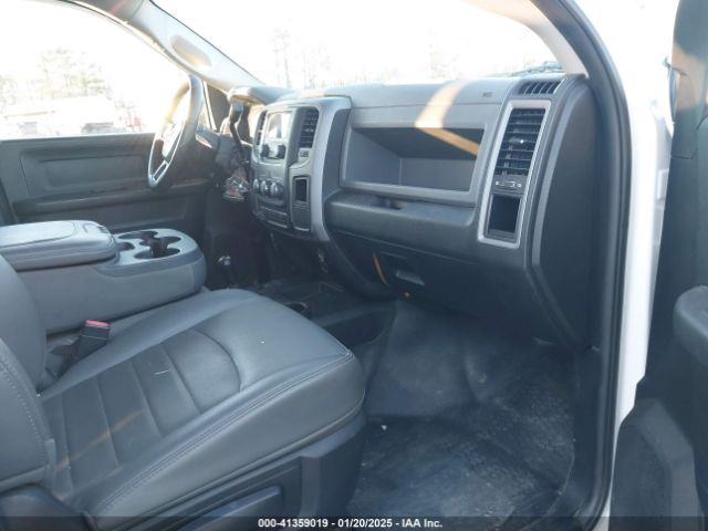 3C6TR5CT1EG235006 RAM 2500 Tradesman