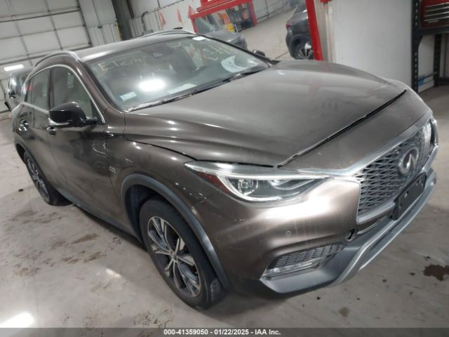 2017 INFINITI QX30 SJKCH5CR3HA031730