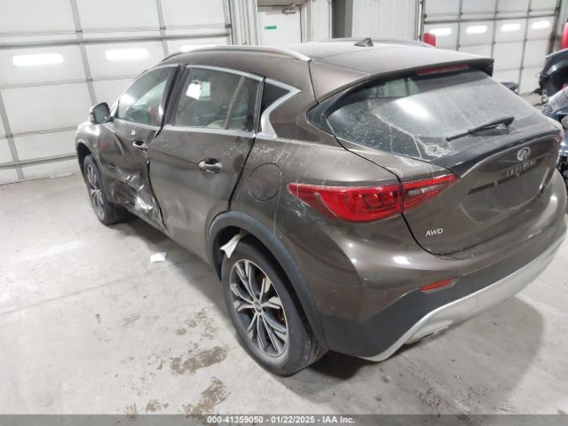 2017 INFINITI QX30 SJKCH5CR3HA031730 Photo 2