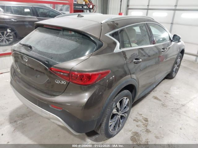 2017 INFINITI QX30 SJKCH5CR3HA031730 Photo 3