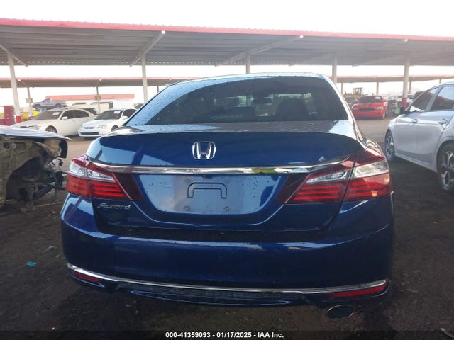 Honda ACCORD LX 2017 1HGCR2F39HA205341 Image 17
