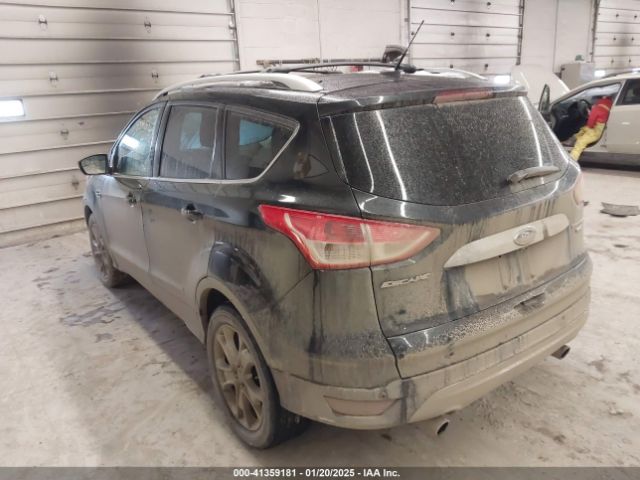 1FMCU9JX2FUA02363 Ford Escape Titanium