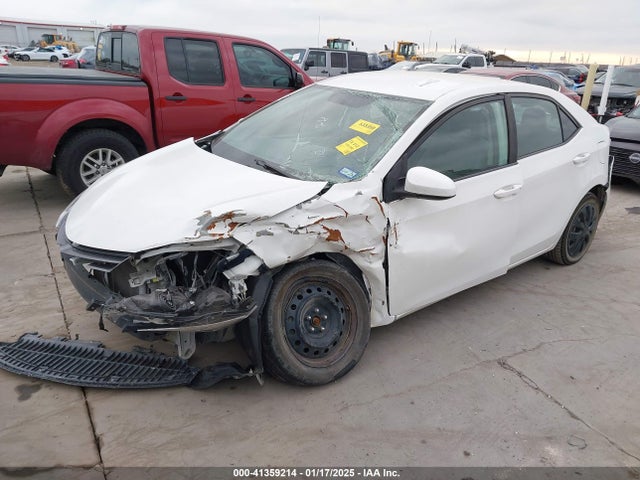 Toyota COROLLA LE 2015 5YFBURHE4FP219138 Image 2