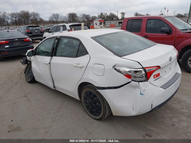 Toyota COROLLA LE 2015 5YFBURHE4FP219138 Image 3