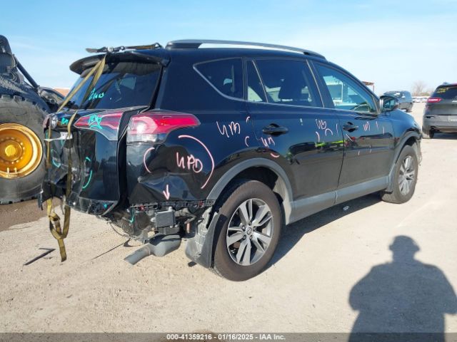 2T3RFREV9JW817320 Toyota Rav4 Adventure/xle