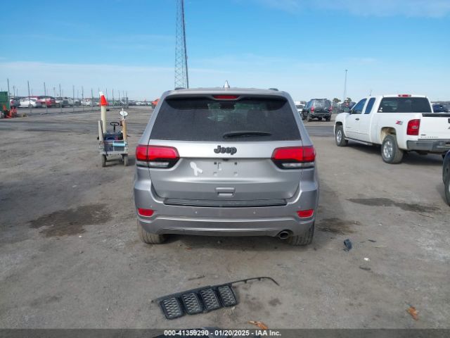 1C4RJEAG8HC930011 Jeep Grand Cherokee Altitude 4x2