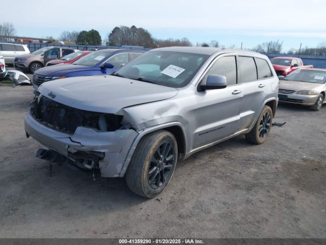 1C4RJEAG8HC930011 Jeep Grand Cherokee Altitude 4x2