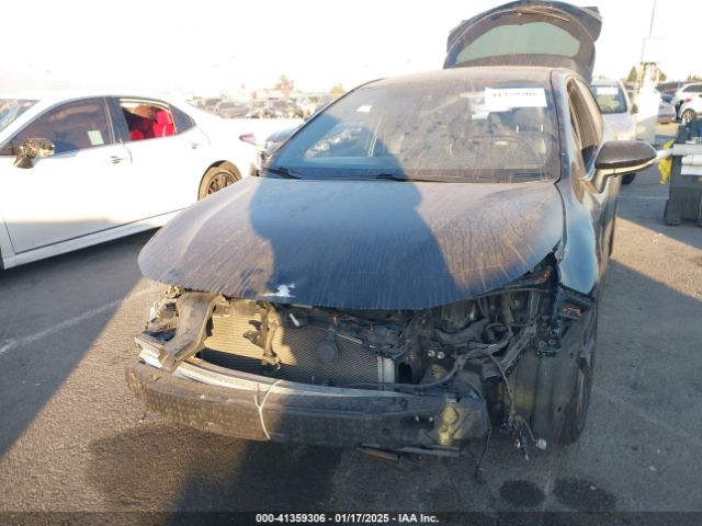 JTNK4RBE3K3017043 Toyota Corolla Xse