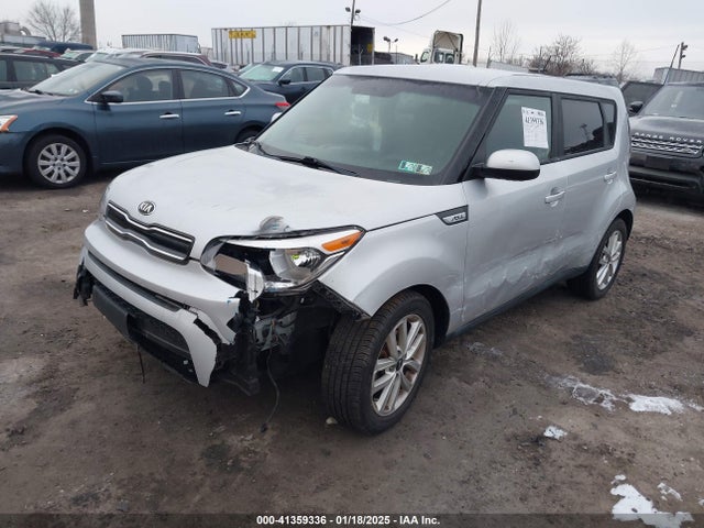 KNDJP3A55J7505343 KIA SOUL +