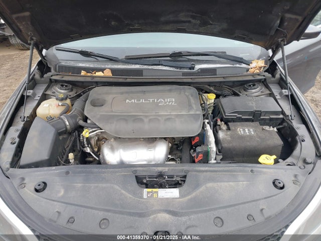 Chrysler 200 Limited 2015 1C3CCCAB9FN580015 Image 10