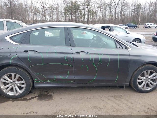 Chrysler 200 Limited 2015 1C3CCCAB9FN580015 Image 13