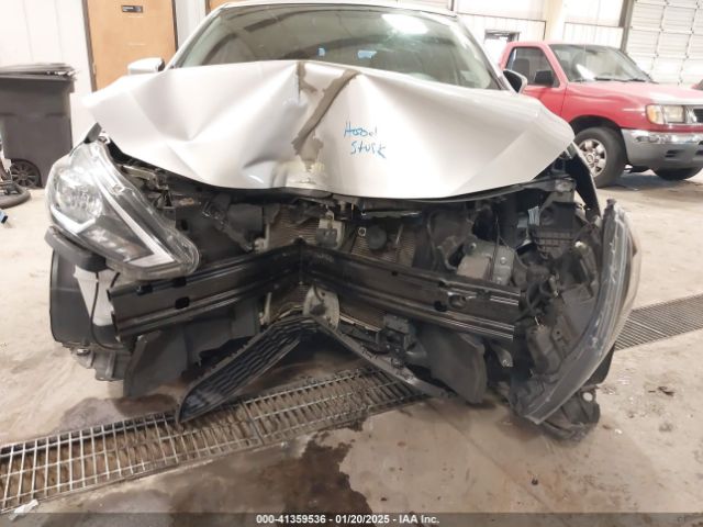 3N1AB7AP9KY375576 Nissan SENTRA SV