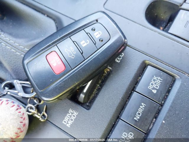 5TDKDRBH3PS522407 Toyota Highlander Xle