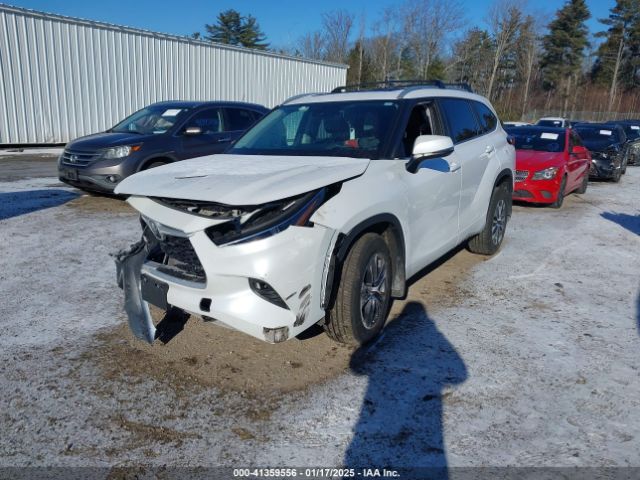 5TDKDRBH3PS522407 Toyota Highlander Xle