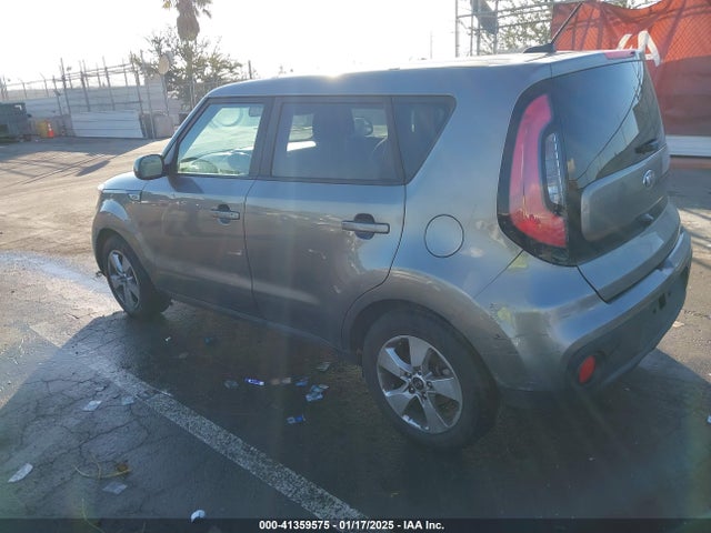 KIA Soul 2018 KNDJN2A23J7623543 Image 3