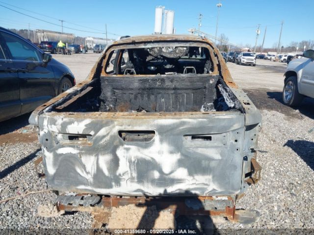 5NTJCDAE1PH049512 Hyundai Santa Cruz Sel