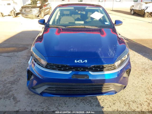 3KPF24AD0NE472873 KIA Forte Lxs