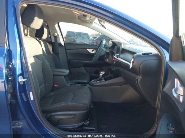 3KPF24AD0NE472873 KIA Forte Lxs
