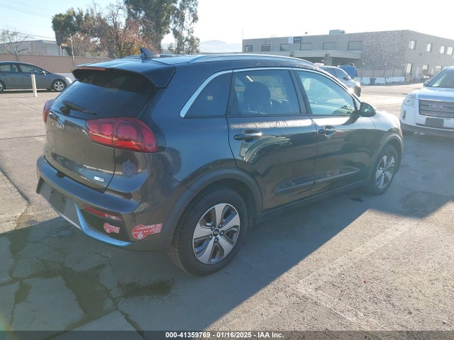 KIA Niro Plug-in Hybrid Lx 2018 KNDCM3LD9J5212675 Image 4
