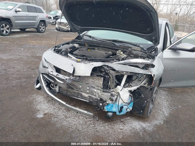 1G1ZD5ST9SF102504 Chevrolet Malibu Fwd 1lt