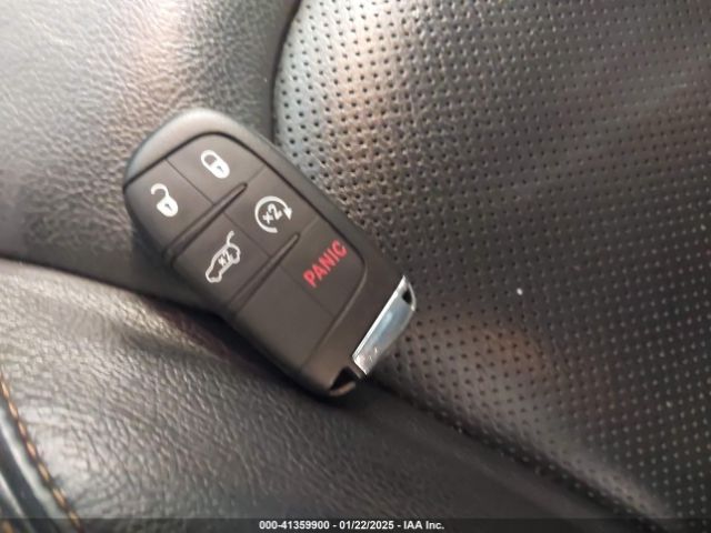 3C4NJDCB6JT136449 Jeep Compass Limited 4x4