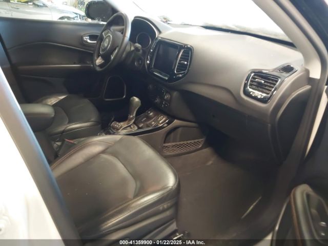 3C4NJDCB6JT136449 Jeep Compass Limited 4x4