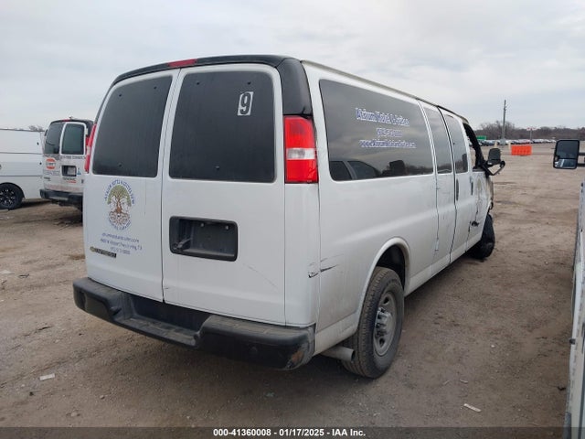 1GAZGNFP9N1207663 Chevrolet Express Passenger Rwd 3500 Extended Wheelbase Ls