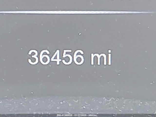 1C4RJFAG4MC775621 Jeep Grand Cherokee Laredo E 4x4