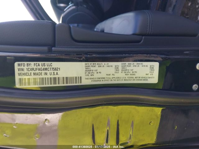 1C4RJFAG4MC775621 Jeep Grand Cherokee Laredo E 4x4