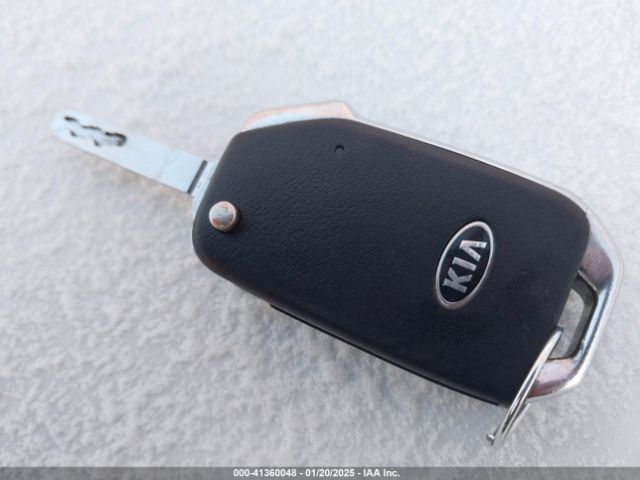 3KPF24AD1KE064278 KIA FORTE FE