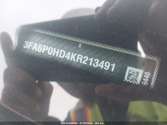 3FA6P0HD4KR213491 Ford FUSION SE