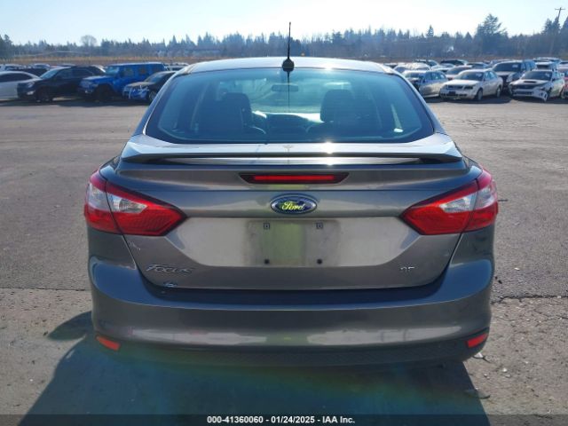1FADP3F24EL199735 Ford FOCUS SE