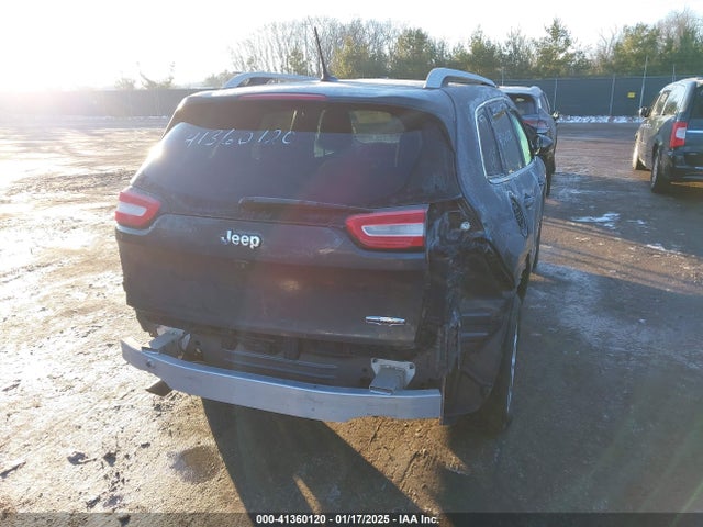 1C4PJLCB9FW525798 Jeep Cherokee Latitude