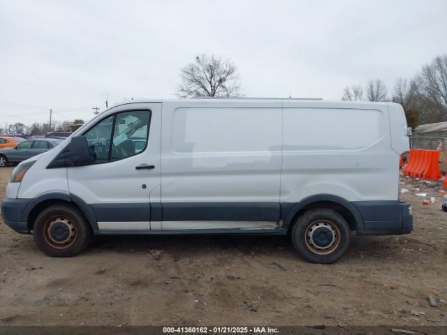 1FTNE1ZM6FKA18311 Ford Transit-150