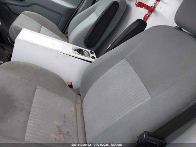 1FTNE1ZM6FKA18311 Ford Transit-150
